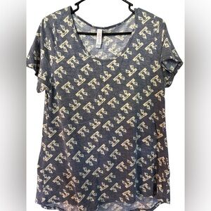 Lularoe fox Classic tee